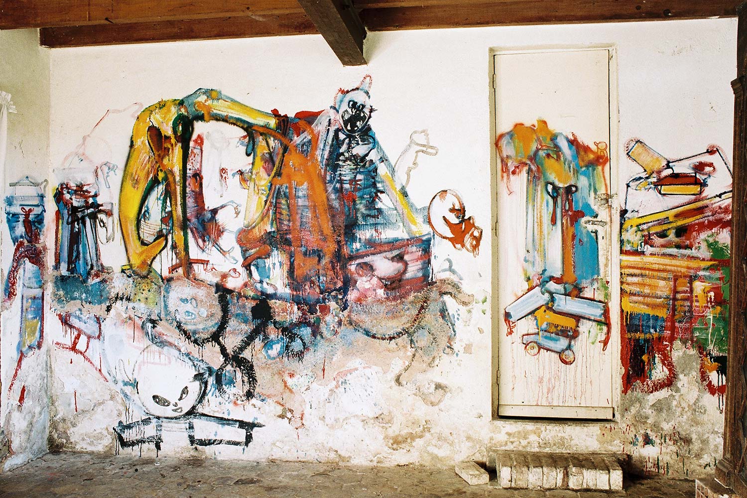 Dado, murals at Hérouval, south wall in Loita’s room. Photo