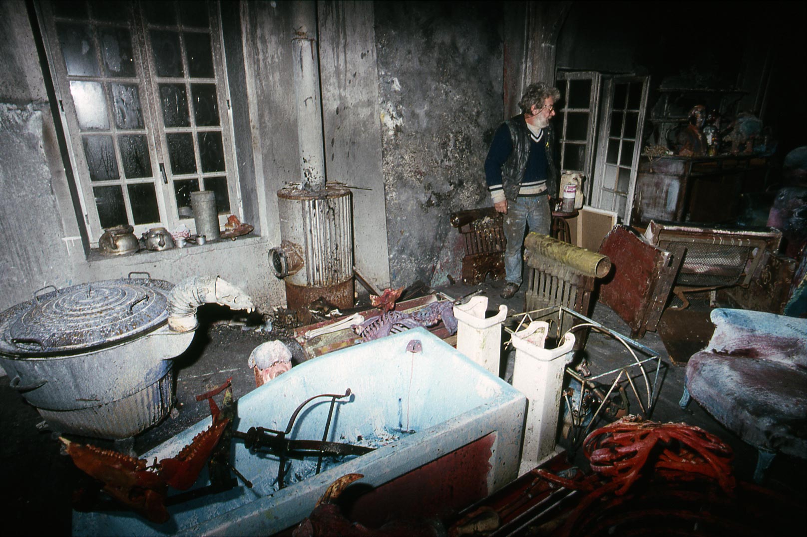 Dado at his studio after the fire in 1988
