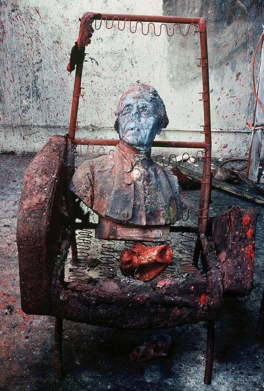 Sculptures dans l’atelier de Dado en 1989