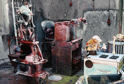 Sculptures dans l’atelier de Dado en 1989.