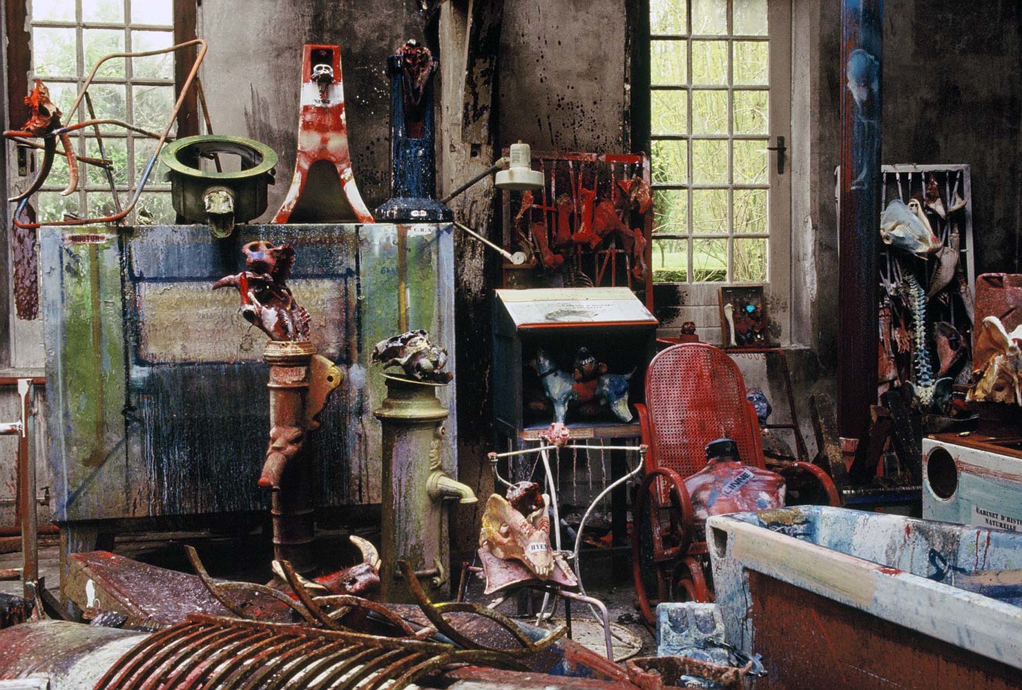 Sculptures dans l’atelier de Dado en 1989