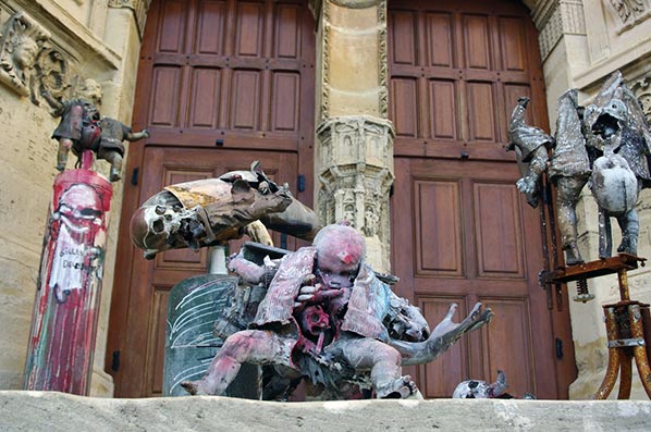 Sculptures de Dado, église de Montjavoult