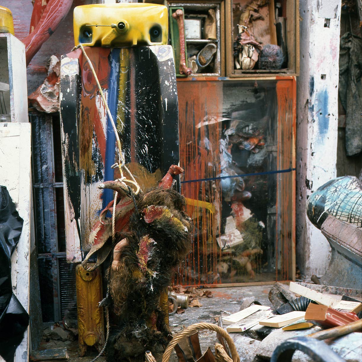 Sculptures dans l’atelier de Dado en 1996