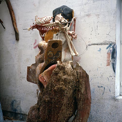 Sculptures dans l’atelier de Dado en 1996