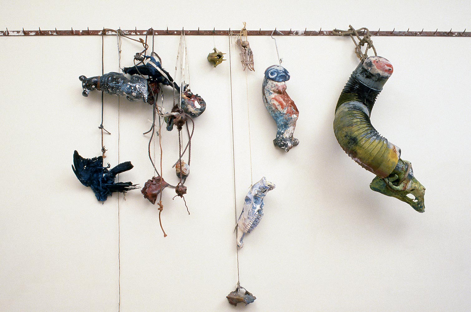 Sculpture de Dado : Crochet de boucher, 1989