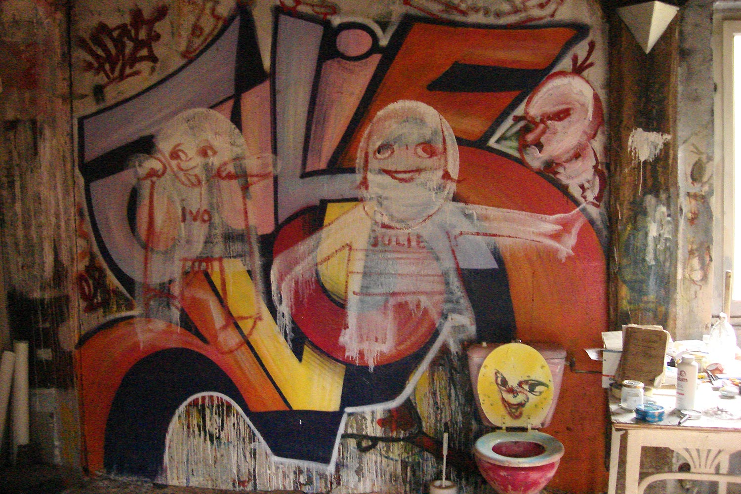 Dado’s room – Murals at Hérouval
