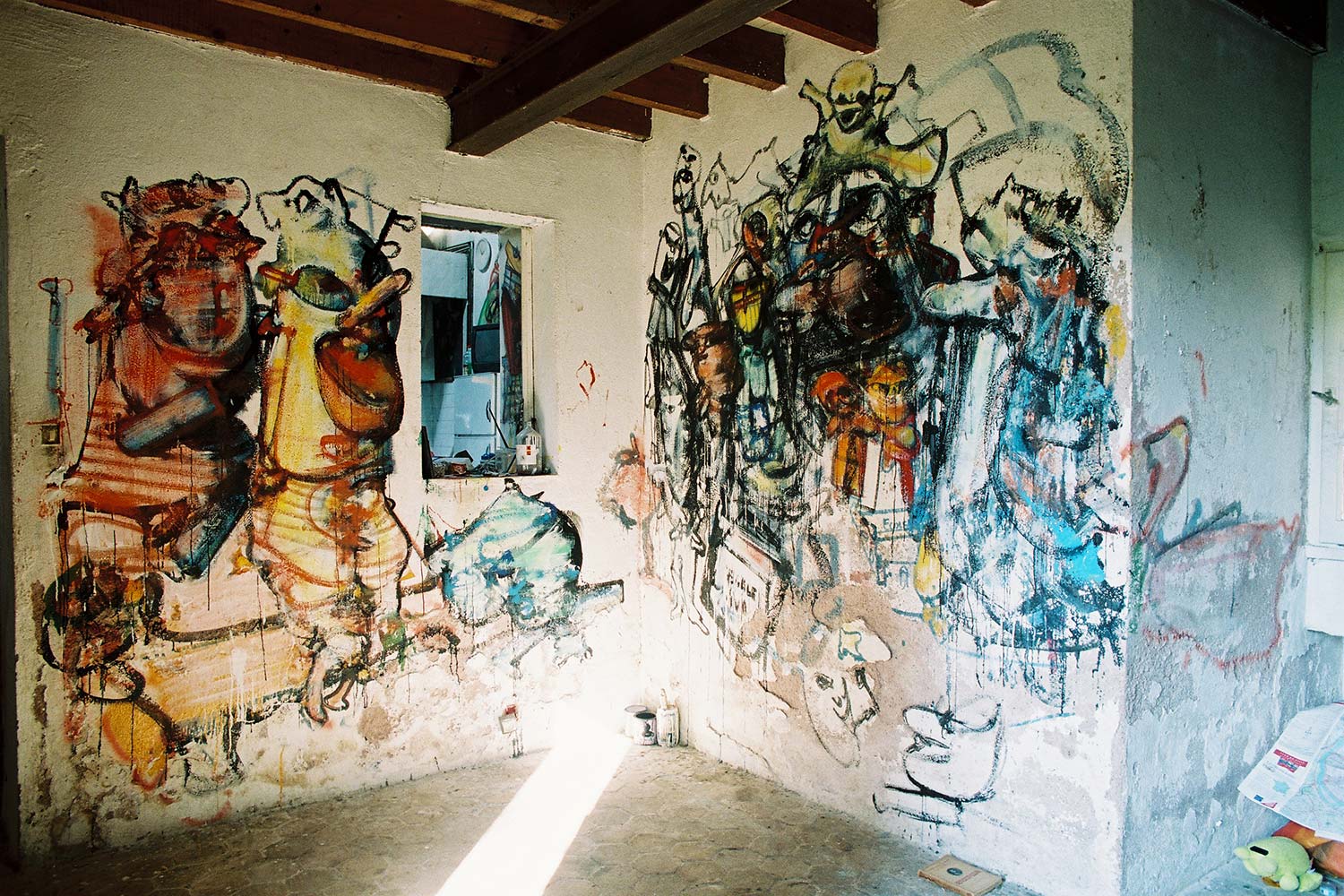 Loita’s room – East wall – Murals at Hérouval