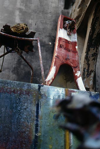 Sculptures dans l’atelier de Dado en 1989